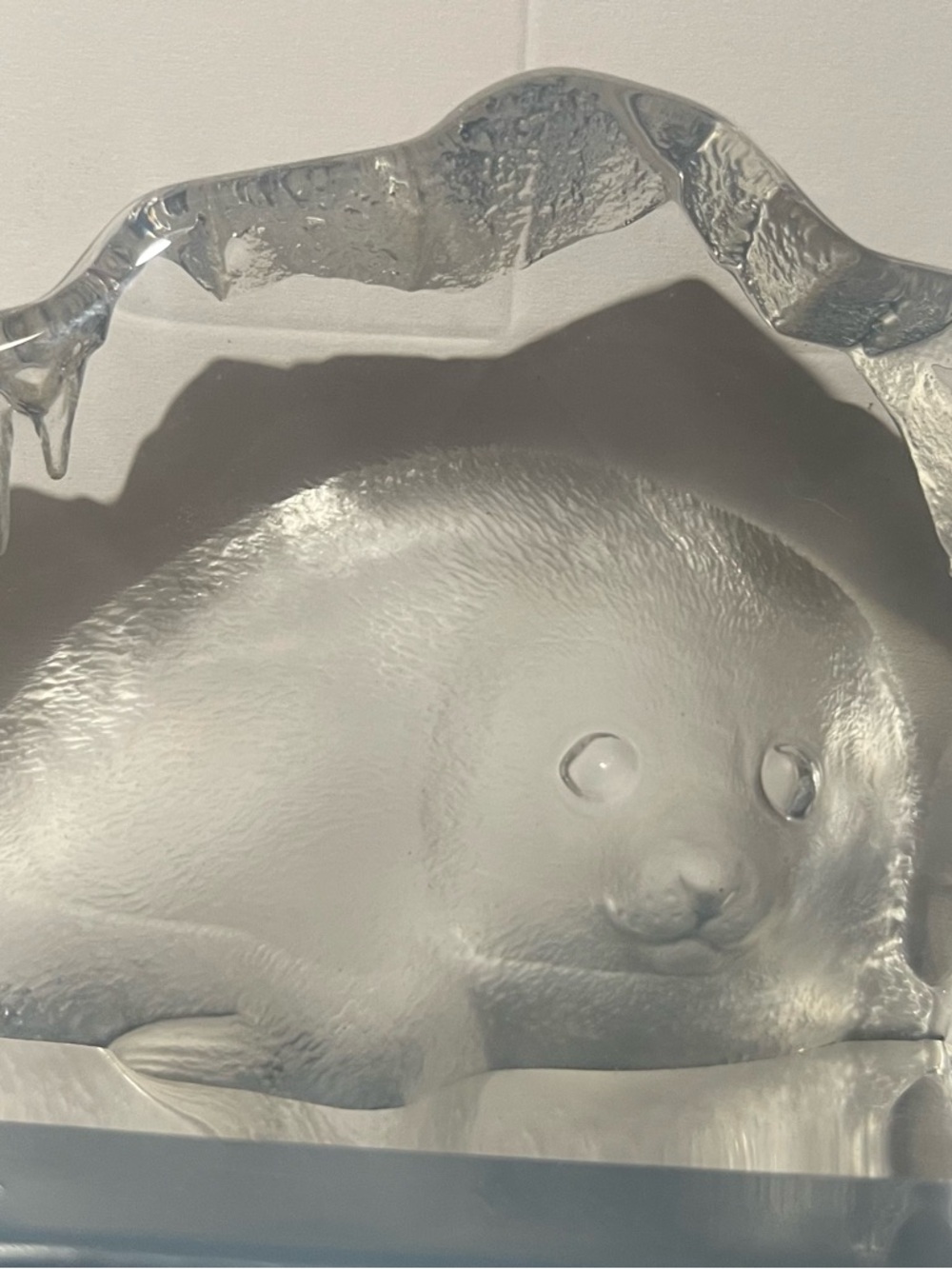 Mats Jonasson crystal baby seal paperweight